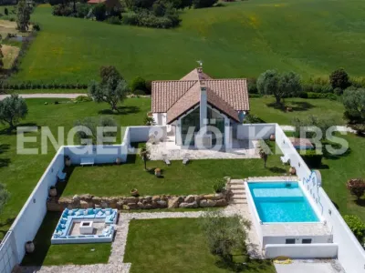 Villa À Vendre Montalto di Castro (VT)